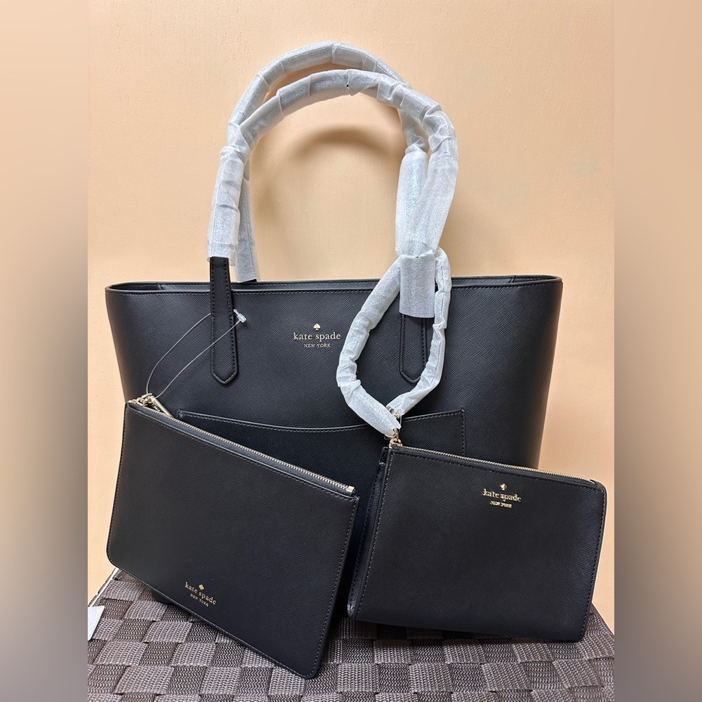 Kate Spade ♠️ Staci 3PC Tote Bag Set